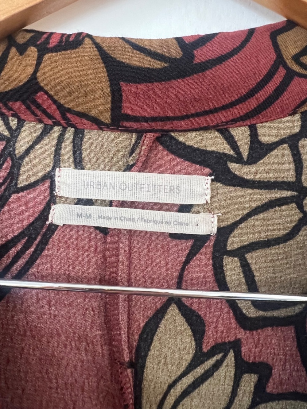 Urban Outfitters Retro Rust Olive Floral Midi Dress with Short Sleeves (M) - Picture 2 of 4
